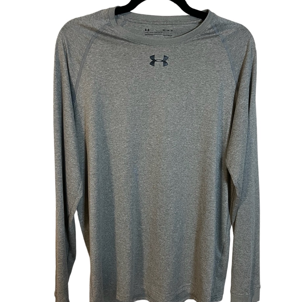 Under Armour Heat Gear Loose fit shirt in size medium - Picture 1 of 6